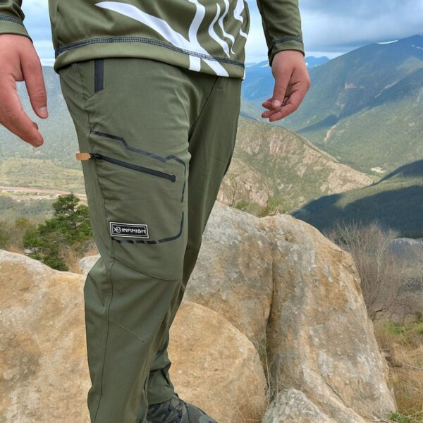 PANTALÓN INFINISH VERDE MUSGO - Imagen 3