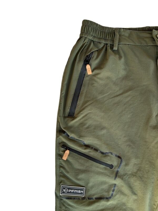 PANTALÓN INFINISH VERDE MUSGO